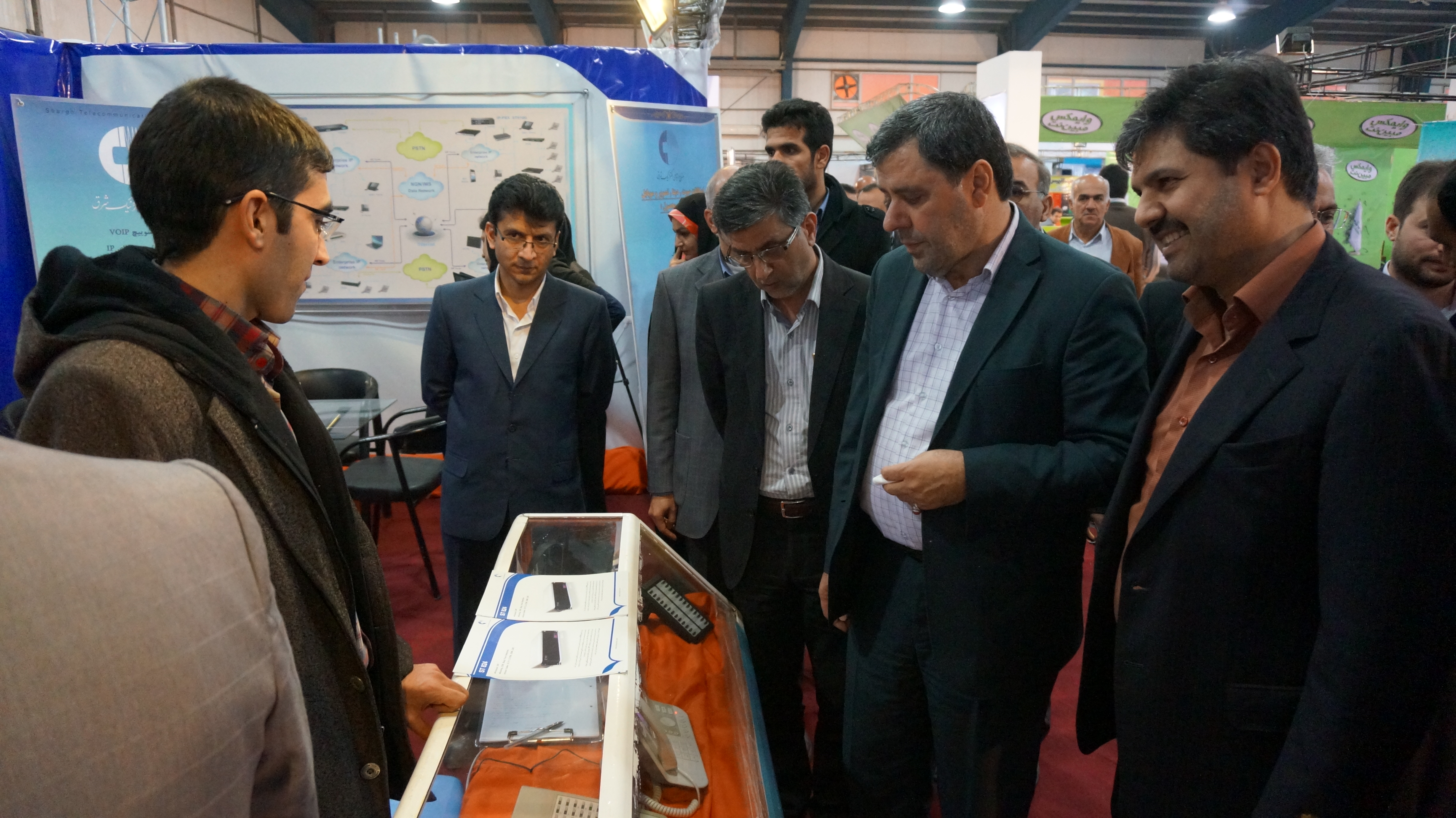 نمایشگاه اتوکام