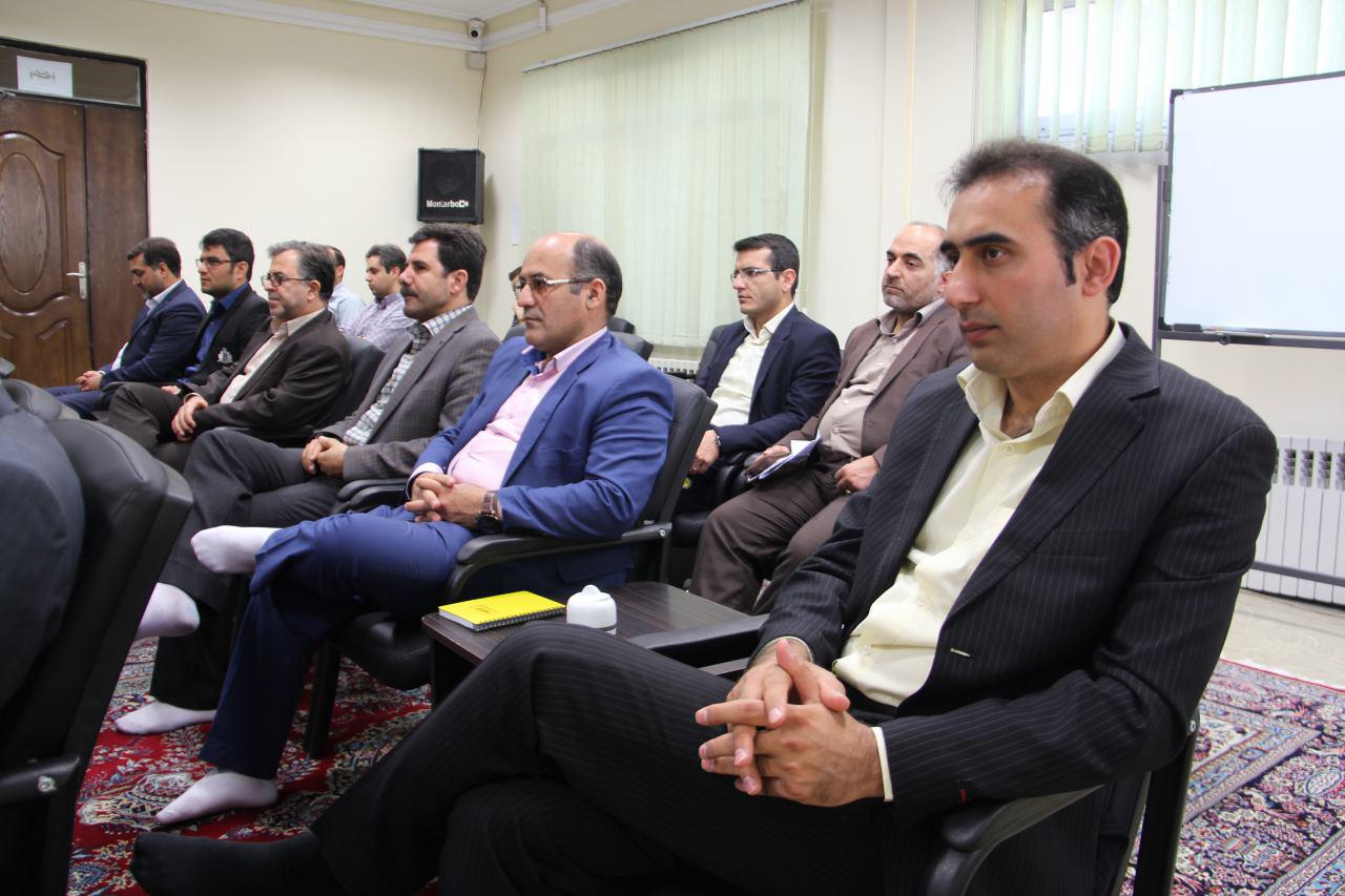 دیدار با نماینده ولی فقیه 8