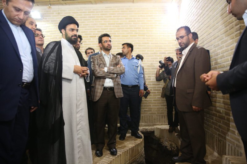 سفر وزیر ارتباطات و فناوری اطلاعات به شهرستان اردستان همزمان با سالروز شهدای هفتم تیر ‌