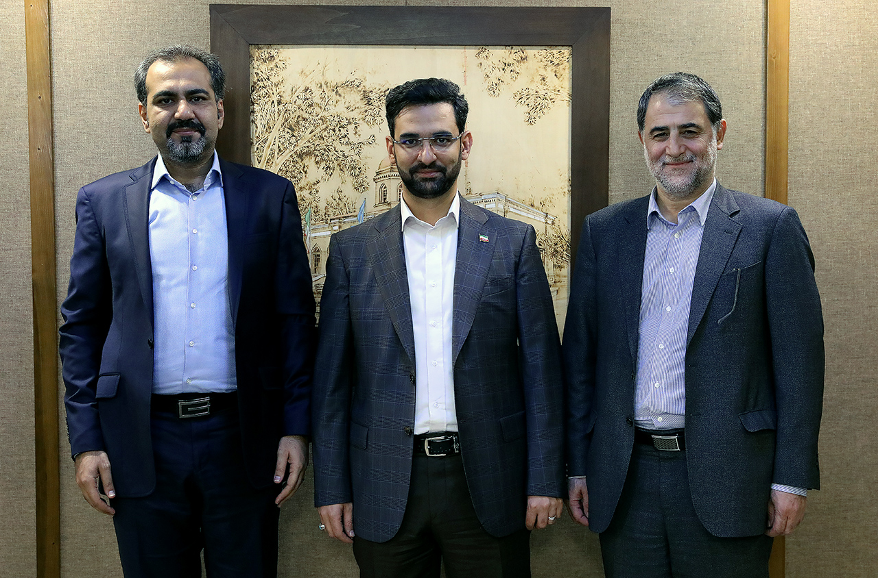 تقدیر از بازنشستگان وزارت ارتباطات