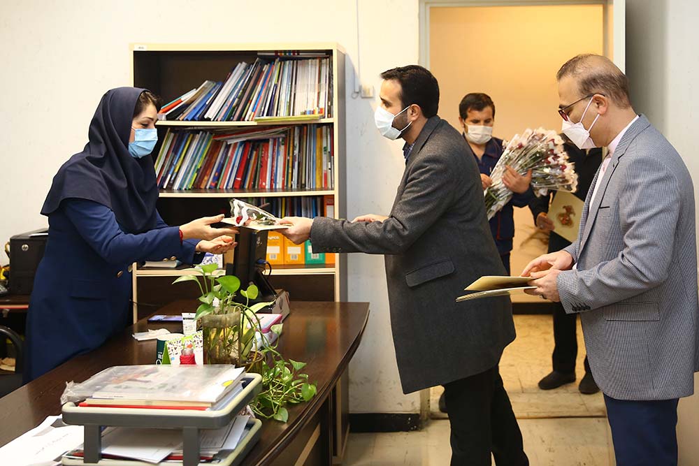 تقدیر از بانوان وزارت ارتباطات