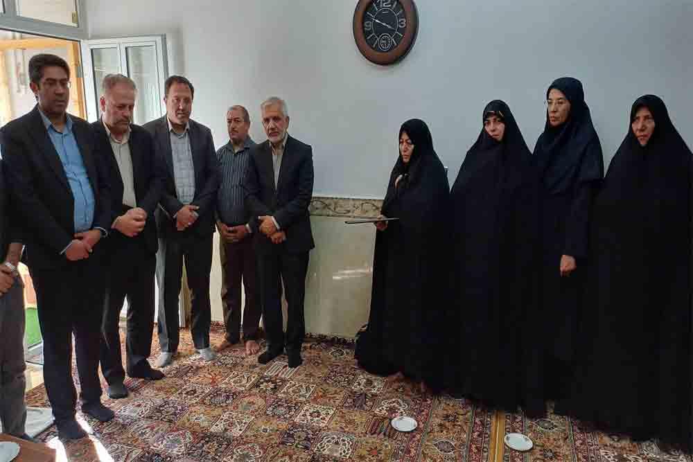 دیدار مشاور وزیر ارتباطات با خانواده شهید براتعلی مردانی نافچی