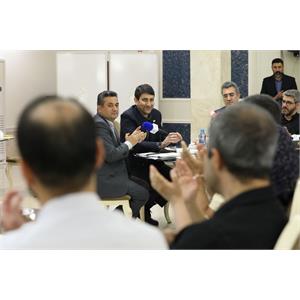 نشست صمیمانه وزیر ارتباطات و فناوری اطلاعات با اصحاب رسانه