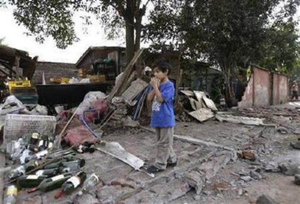 People, Groups Flock to the Web After Chile Earthquake