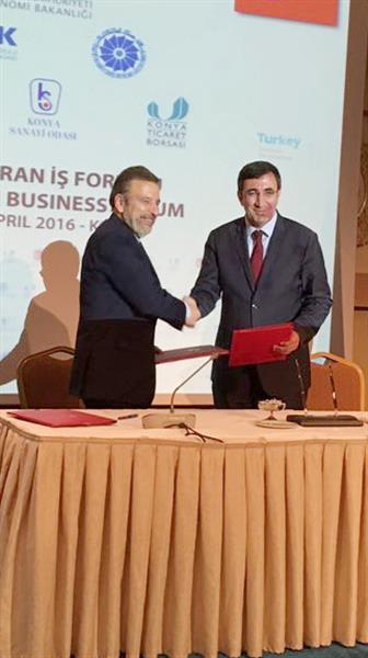 Iran, Turkey Sign Major Deals