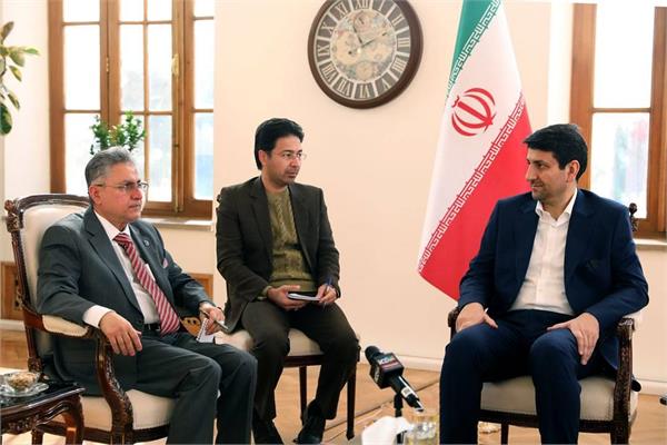 Iran, Oman discuss expansion of ICT ties