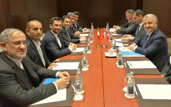 Iran, Turkey Communication Ministers Meet in Azerbaijan