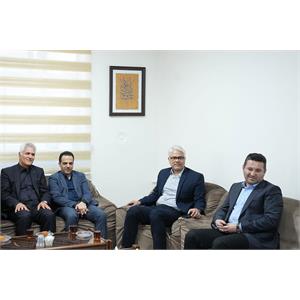 دیدار وزیر ارتباطات با یادگام امام