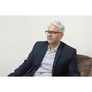 دیدار وزیر ارتباطات با یادگام امام