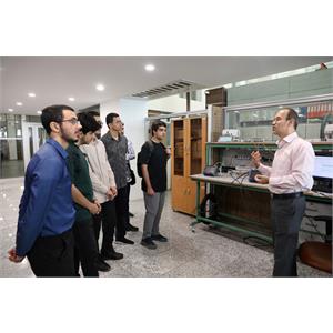 تقدیر وزیر ارتباطات از نفرات برتر کنکور رشته ریاضی