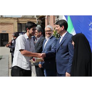 جشن آغاز سال تحصیلی ۱۴۰۴-۱۴۰۵ در دبیرستان علامه حلی با حضور وزیر  ارتباطات و فناوری اطلاعات