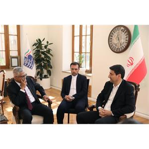 دیدار وزیر ارتباطات با سفیر اندونزی