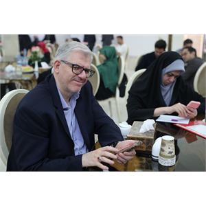 نشست صمیمانه وزیر ارتباطات و فناوری اطلاعات با اصحاب رسانه