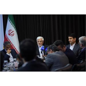 بازدید معاون اول رییس جمهور از سازمان فضایی ایران