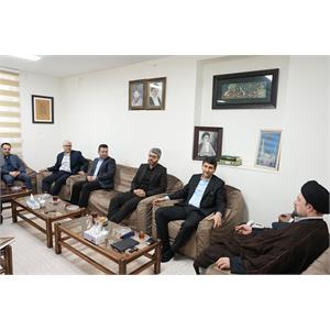 دیدار وزیر ارتباطات با یادگام امام