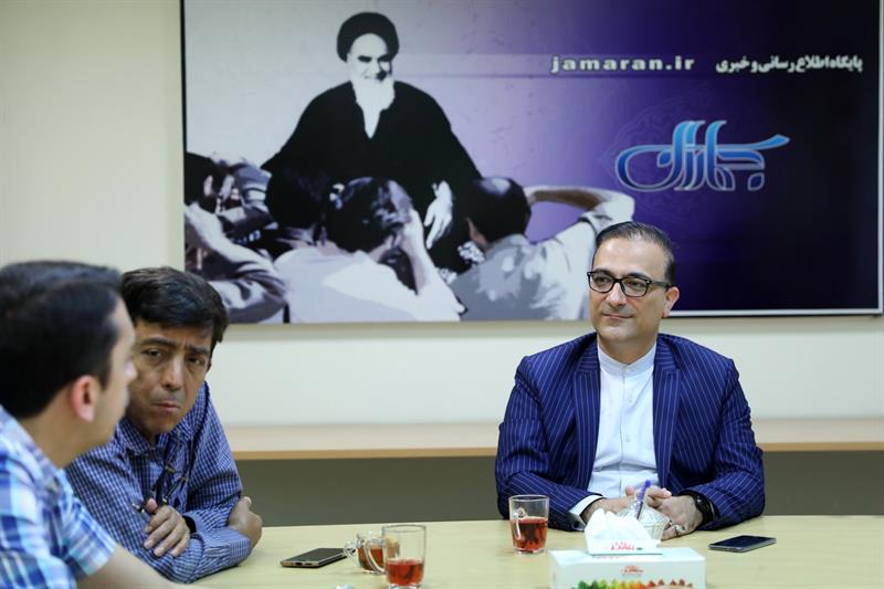 بازدید رئیس مرکز روابط عمومی از روزنامه ایران ،رسالت وپایگاه خبری جماران