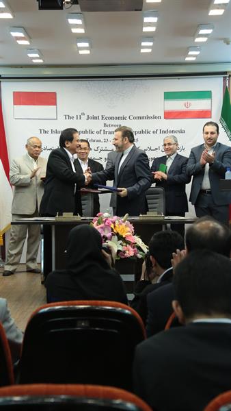 Iran-Indonesia Sign Economic Cooperation Agreement