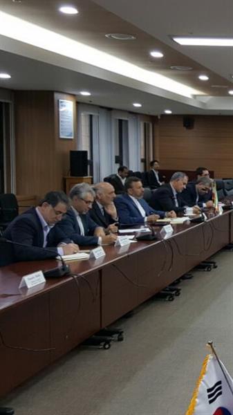 Vaezi Visits SK Telecom
