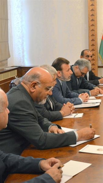 Azeri FM and Vaezi Highlight Developing Relations